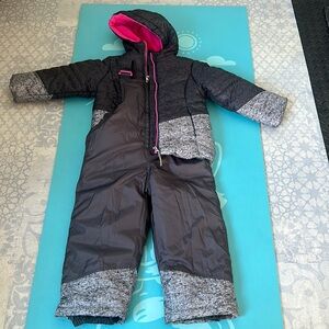 AQ toddler matching ski & snowsuit